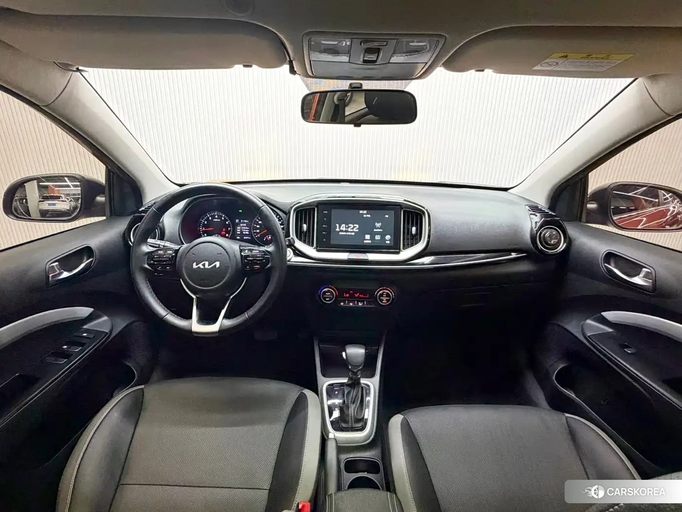 Kia KX1 2023 Yellow/orange из Китая, фото 5