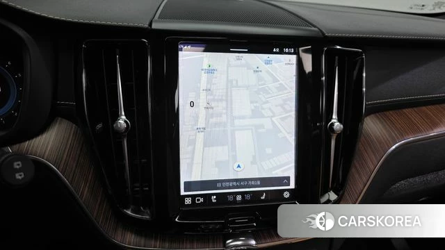 Volvo XC60 second Generation 2021 Белый из Кореи, фото 5