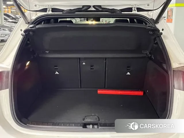 Mercedes-Benz GLA - Class H247 2024 Белый из Кореи, фото 5