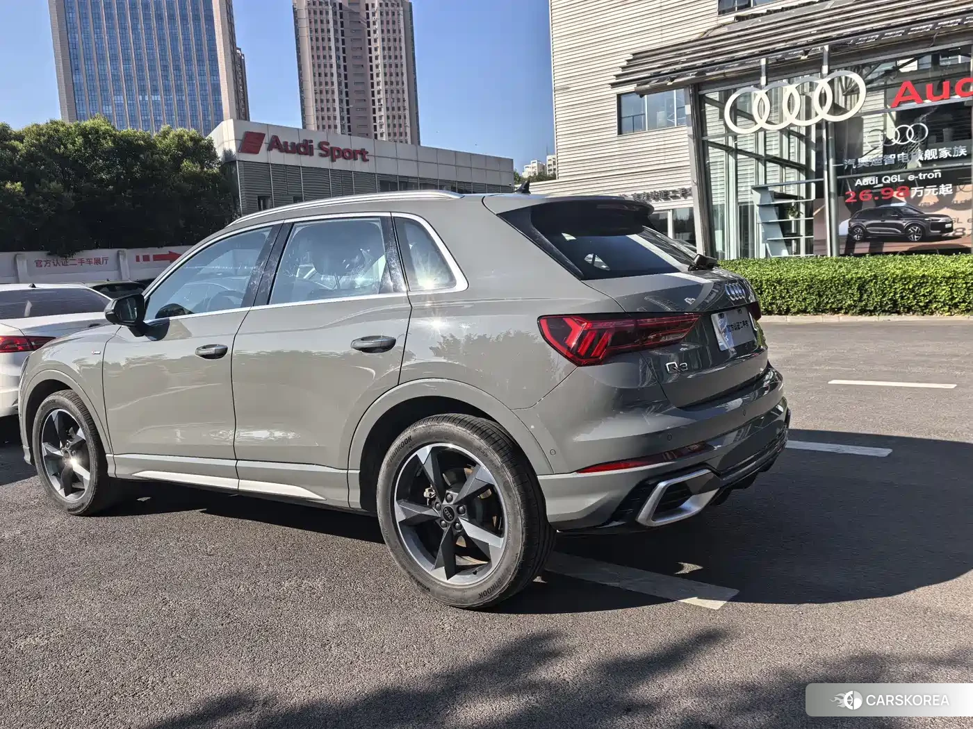 Audi Q3 2024 Silver/gray из Китая, фото 6