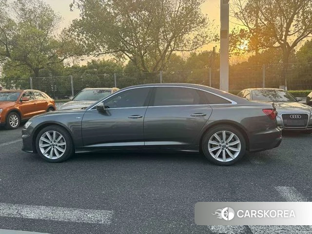 Audi A6L 2020 Черный из Китая, фото 5