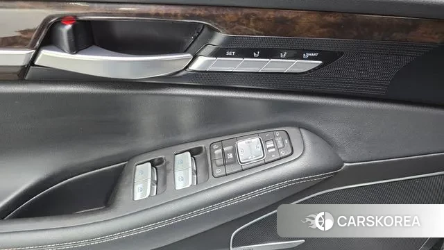 Genesis G90 2019 Черный из Кореи, фото 5