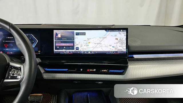 BMW 5 Series (G60) 2024 Черный из Кореи, фото 5