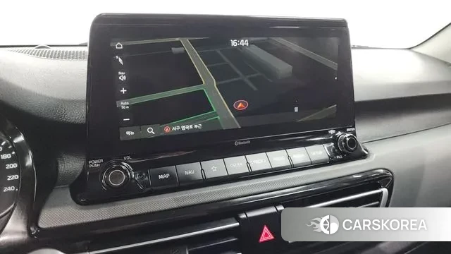 Kia Seltos 2022 Белый из Кореи, фото 5