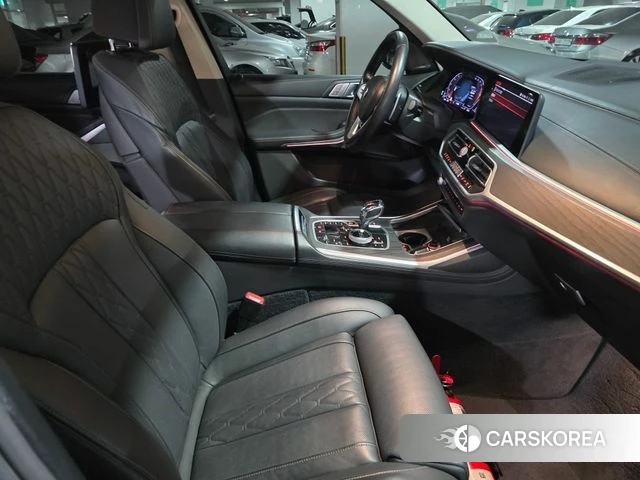 BMW X7 (G07) 2021 Черный из Кореи, фото 5