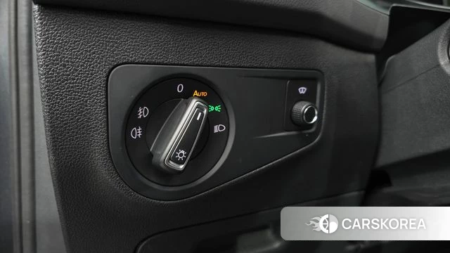 Volkswagen Tiguan second Generation 2020 Серый из Кореи, фото 5