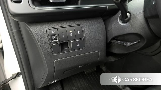 Hyundai Staria 2022 Белый из Кореи, фото 5