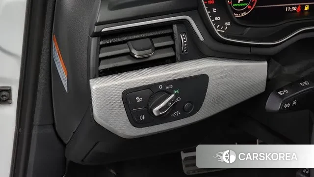 Audi A4 (B9) 2019 Белый из Кореи, фото 5