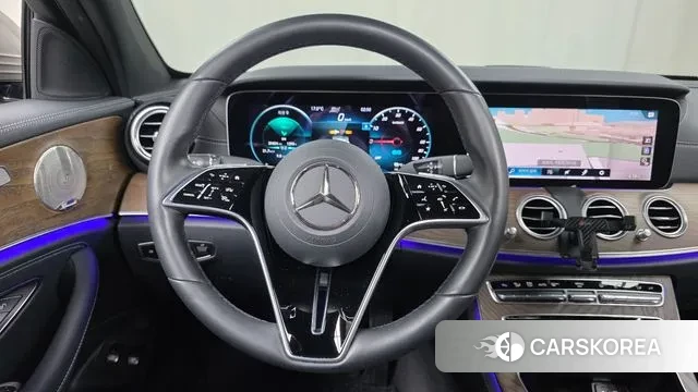 Mercedes-Benz E-Class W213 2022 Песочный из Кореи, фото 5