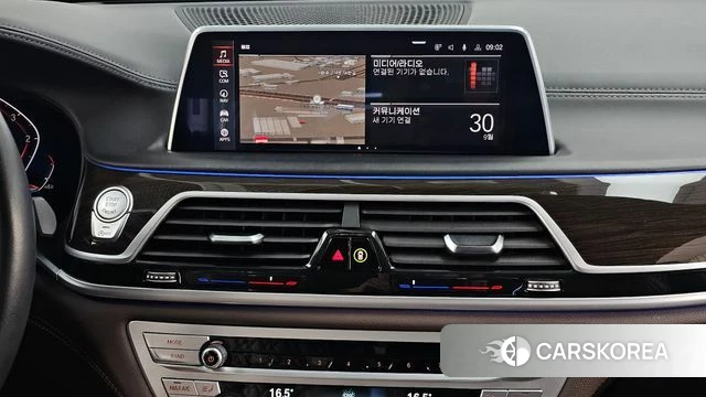 BMW 7 Series (G11) 2019 Белый из Кореи, фото 5