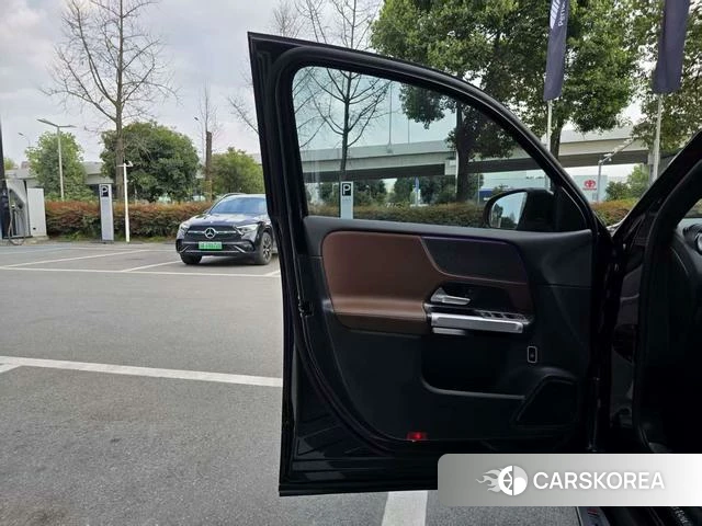 Mercedes-Benz GLB 2022 Черный из Китая, фото 5