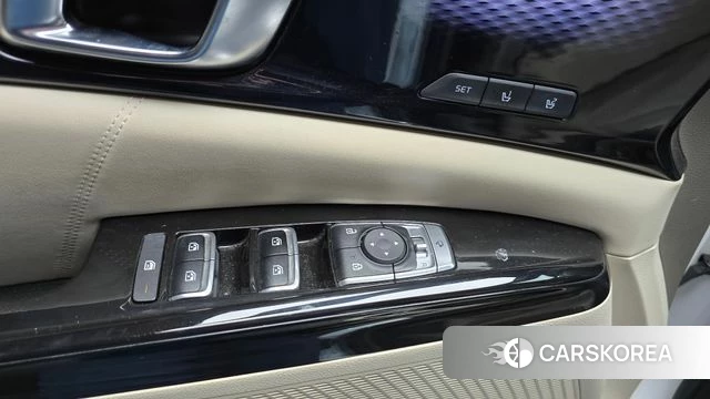 Kia Carnival 4th generation 2023 Белый из Кореи, фото 5