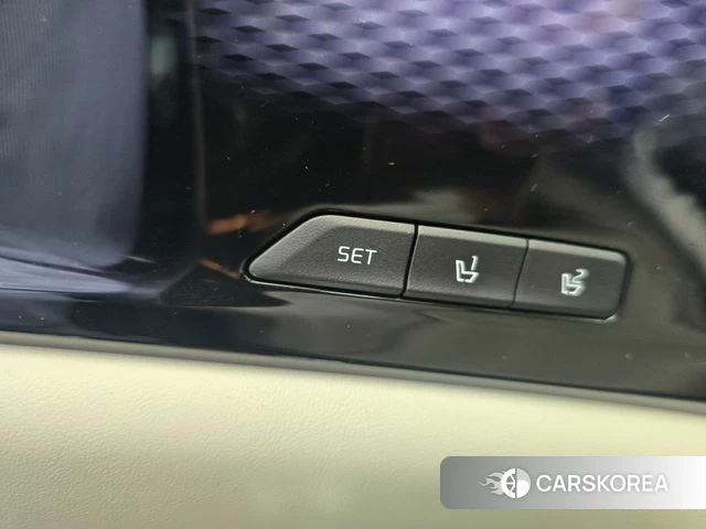 Kia Carnival 4th generation 2022 Черный из Кореи, фото 5