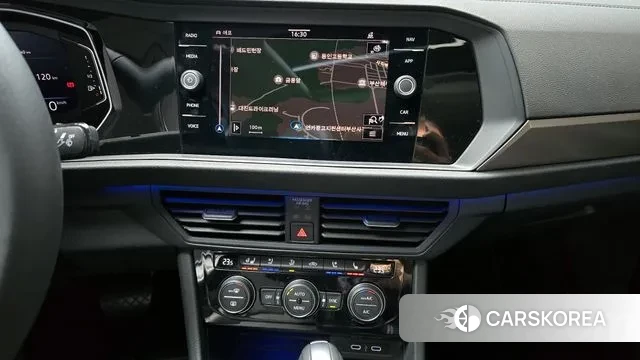 Volkswagen 7th Generation of Jetta 2021 Белый из Кореи, фото 5