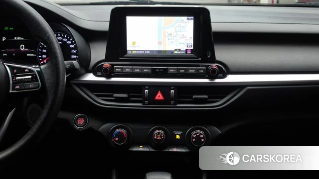 Kia The New K3 2nd generation 2022 Белый из Кореи, фото 5