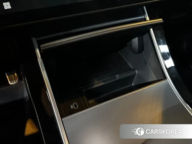 Land Rover Range Rover Velar 2025 Белый из Кореи, фото 5