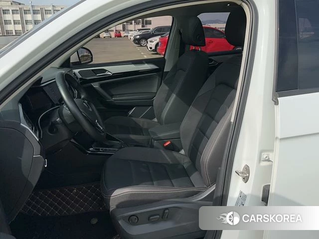 Volkswagen Tanyue 2022 Белый из Китая, фото 5