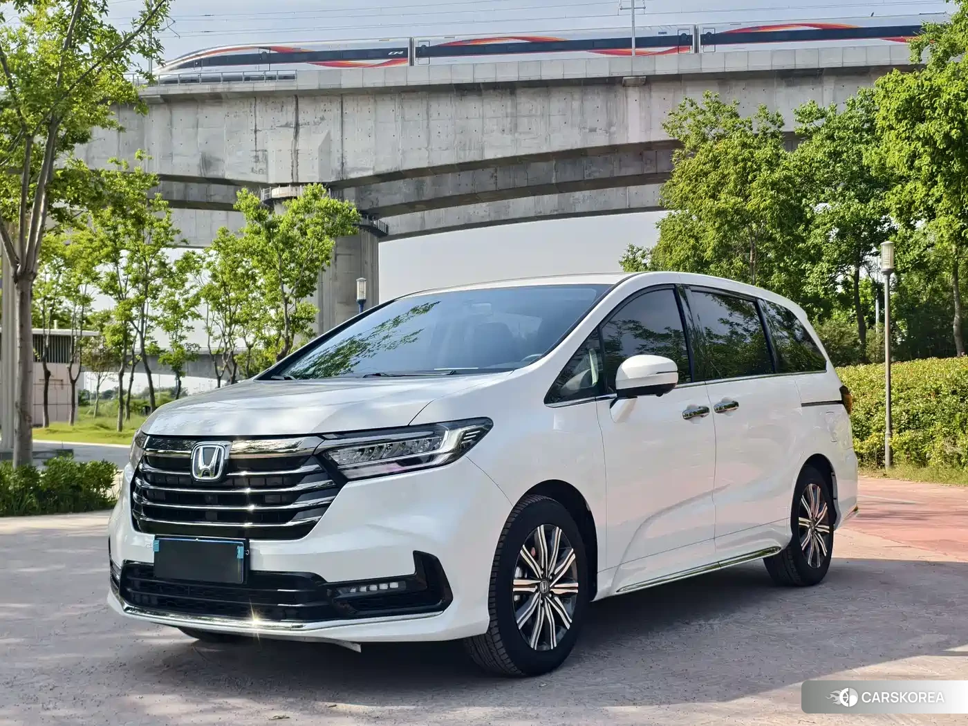 Honda Odyssey 2024 Белый из Китая, фото 5