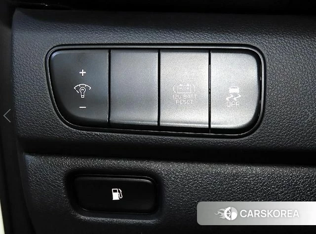 Kia Niro 2018 Белый из Кореи, фото 5