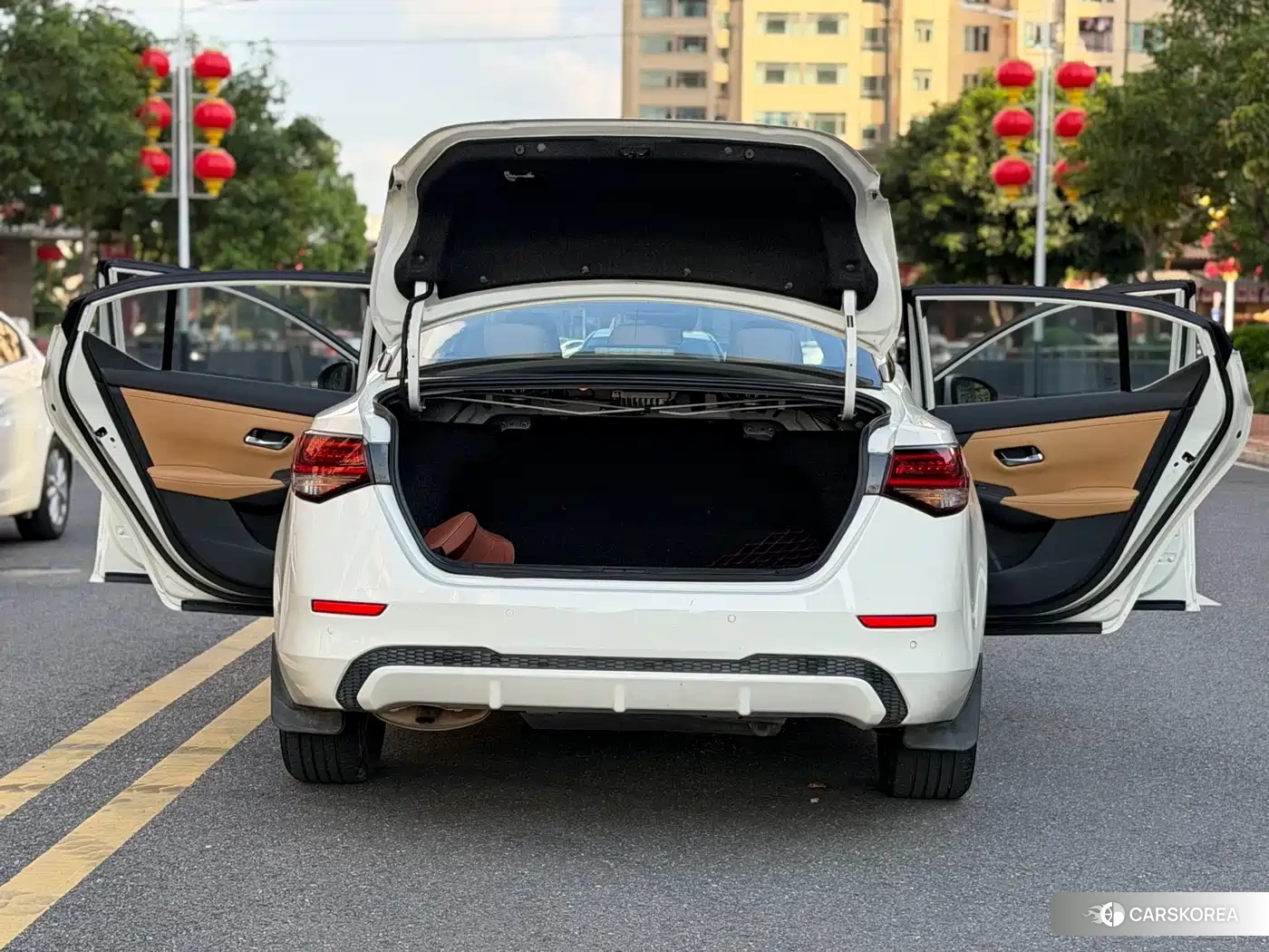 Nissan Sylphy 2022 Белый из Китая, фото 5