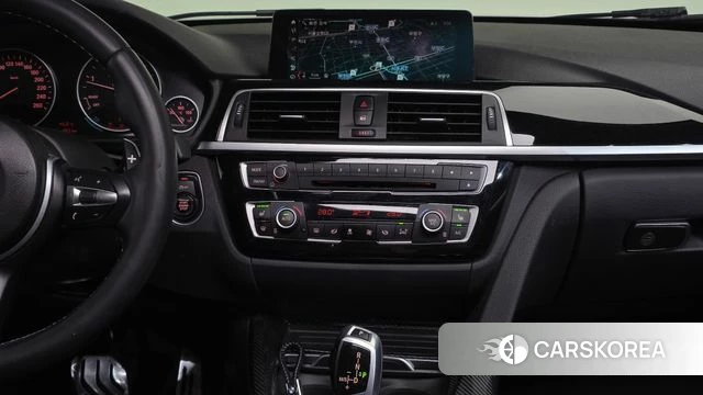 BMW 3 Series (F30) 2018 Белый из Кореи, фото 5