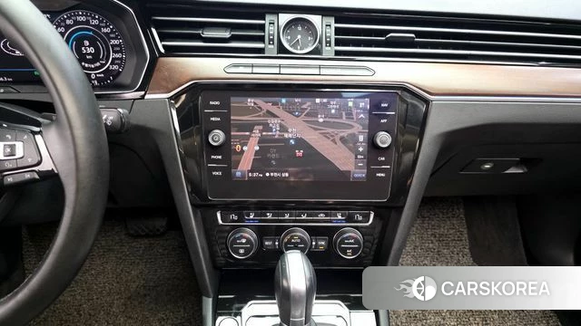 Volkswagen Passat GT (B8) 2018 Белый из Кореи, фото 5