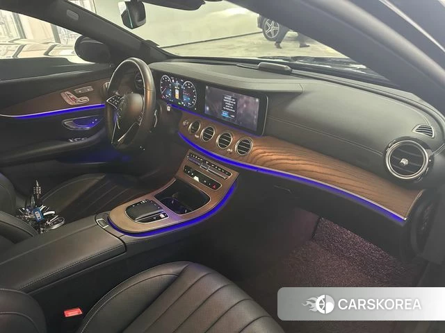 Mercedes-Benz E-Class W213 2022 Черный из Кореи, фото 5