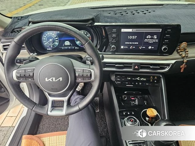 Kia K5 3rd generation 2023 Белый из Кореи, фото 5