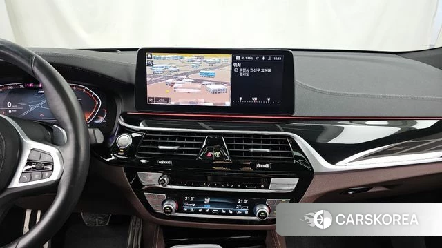 BMW 6 Series GT (G32) 2023 Белый из Кореи, фото 5