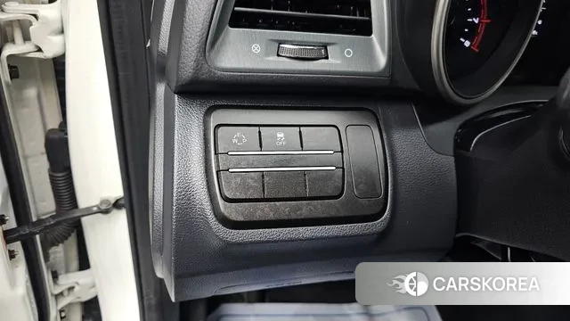 Ssangyong Tivoli Armor 2018 Белый из Кореи, фото 5