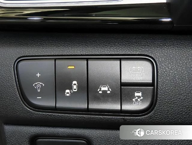 Kia Niro 2018 Белый из Кореи, фото 5