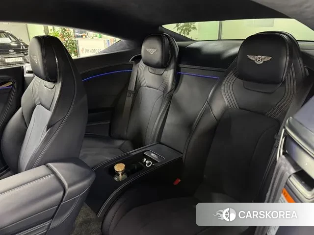 Bentley Continental GT 3rd Generation 2023 Белый из Кореи, фото 5