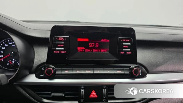 Kia The New K3 2nd generation 2022 Белый из Кореи, фото 5