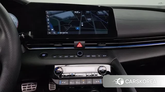 Hyundai Avante (CN7) 2022 Серебристо-серый из Кореи, фото 5