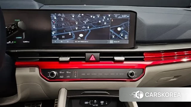 Kia The New Sportage 5th Generation Hybrid 2025 Белый из Кореи, фото 5