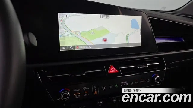 Kia Di Ol Nu Niro 2023 Белый из Кореи, фото 5