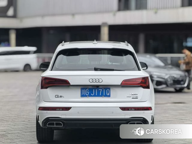 Audi Q5L 2022 Белый из Китая, фото 5