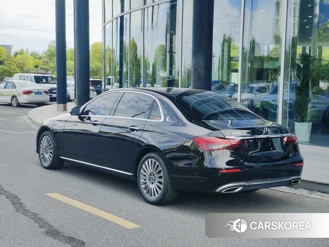 Mercedes-Benz E-class 2022 Черный из Китая, фото 5