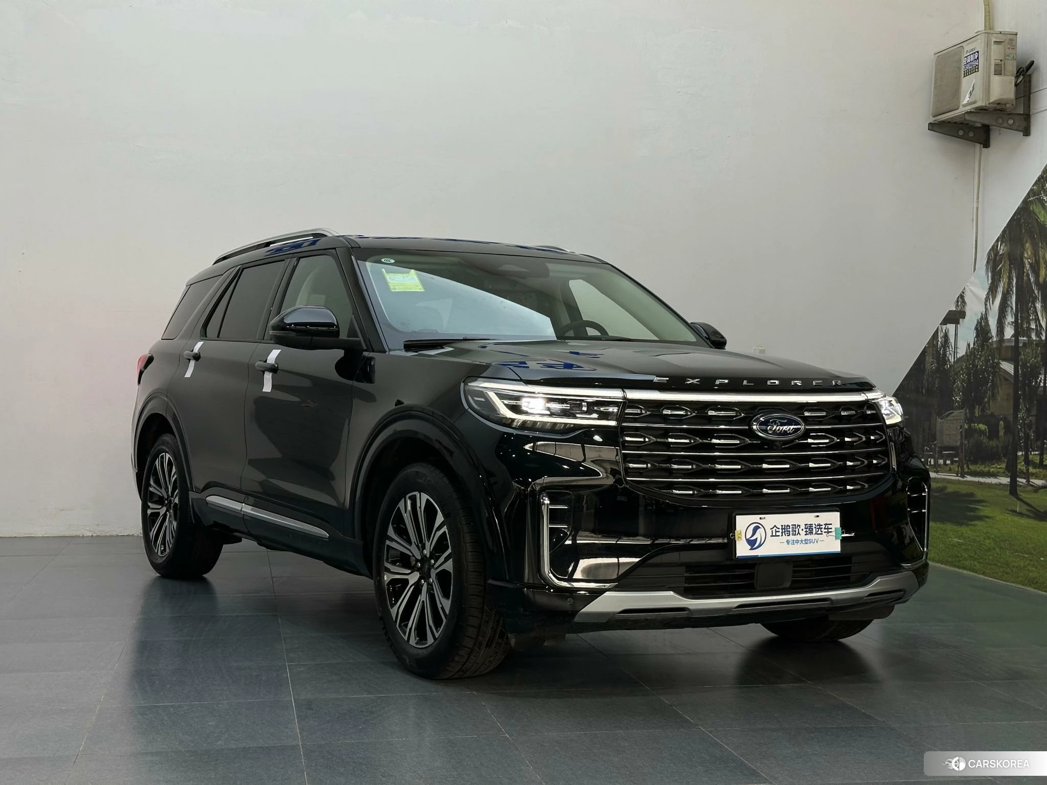 Ford Explorer 2024 Черный из Китая, фото 5