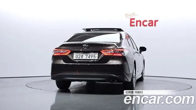 Toyota Camry (XV70) 2018 Серый из Кореи, фото 5