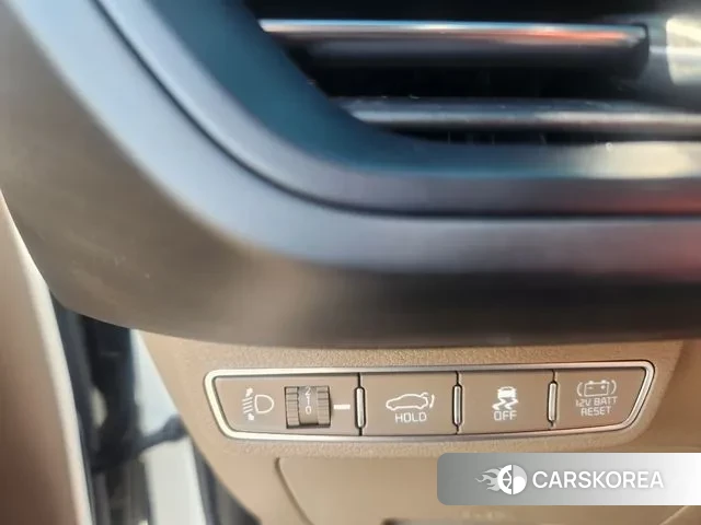 Kia K8 Hybrid 2023 Белый из Кореи, фото 5