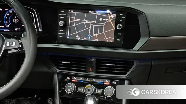 Volkswagen 7th Generation of Jetta 2021 Серебристо-серый из Кореи, фото 5