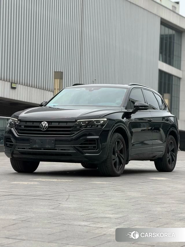 Volkswagen Touareg 2023 Черный из Китая, фото 5