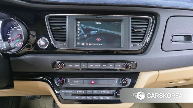 Kia All New Carnival 2018 Белый из Кореи, фото 5