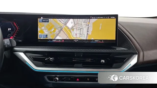 BMW XM (G09) 2023 Небесно-голубой из Кореи, фото 5