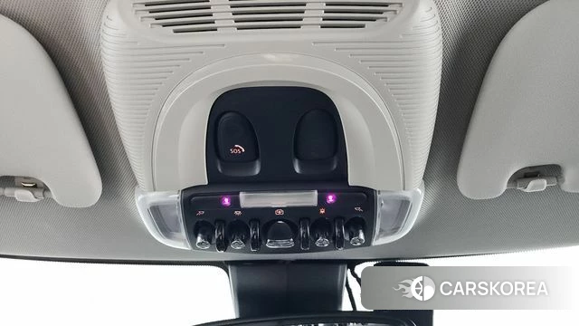 Mini Cooper Clubman 2021 Жемчужный цвет из Кореи, фото 5