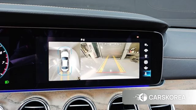Mercedes-Benz E-Class W213 2023 Белый из Кореи, фото 5