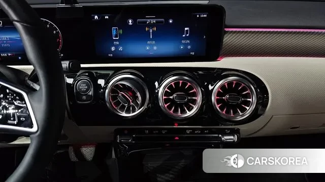 Mercedes-Benz A-Class W177 2023 Черный из Кореи, фото 5