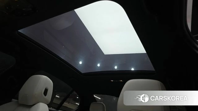 BMW 5 Series (G60) 2025 Белый из Кореи, фото 5