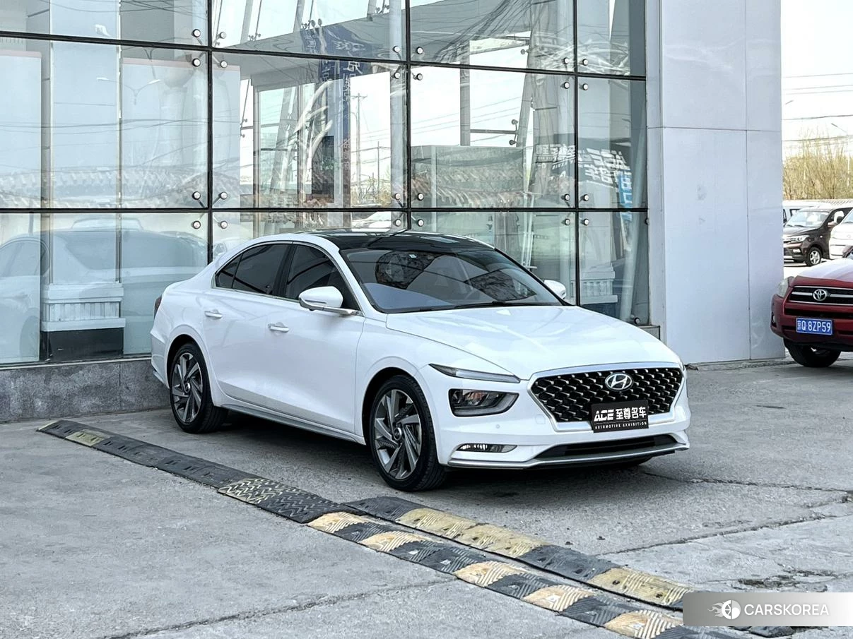 Hyundai Mistra 2021 Белый из Китая, фото 5